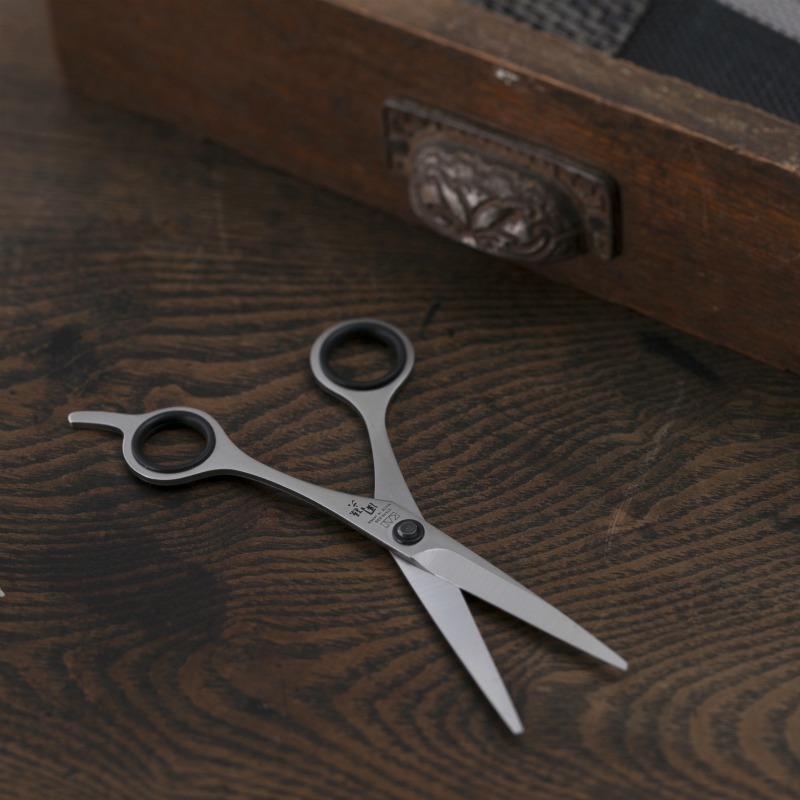 【現貨】【日本製🇯🇵】KAI 貝印 關孫六 不鏽鋼理髮剪|打薄剪 在家也能輕鬆修剪瀏海與造型 打薄剪刀 修髮剪刀-細節圖3