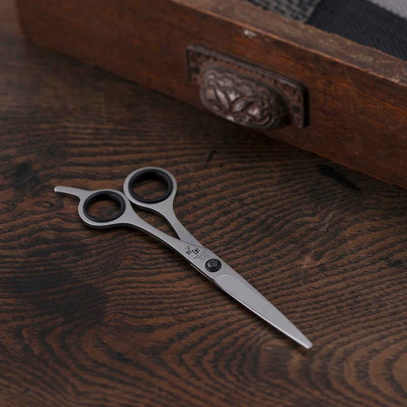 【現貨】【日本製🇯🇵】KAI 貝印 關孫六 不鏽鋼理髮剪|打薄剪 在家也能輕鬆修剪瀏海與造型 打薄剪刀 修髮剪刀-細節圖7