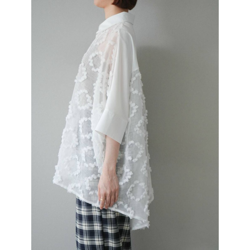 日- 立體花紋透膚衫-1色-細節圖4