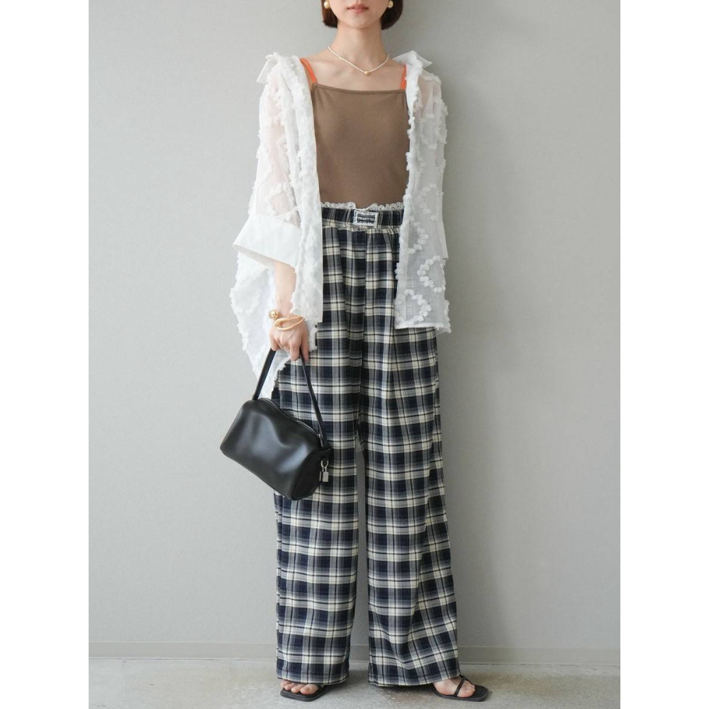 日- 立體花紋透膚衫-1色-細節圖6