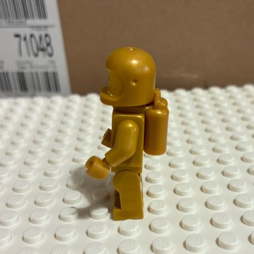 全新現貨 LEGO 21358 珍珠金太空人 樂高太空系列 / QKQK-細節圖3