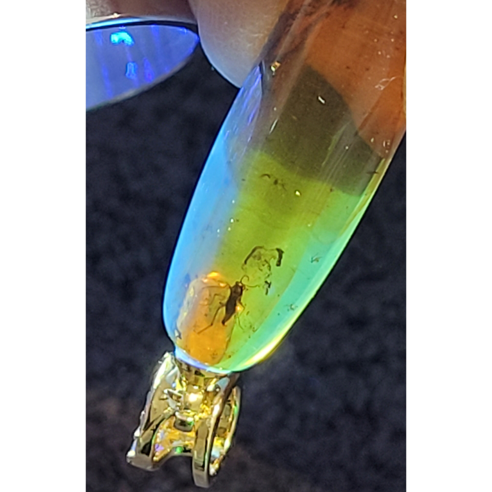 【母親節禮物已過爐現貨】天然原礦無優化 蟲珀吊墜/項鍊 辟邪護身 S925銀鍍金扣附皮繩 夏日首選-細節圖4