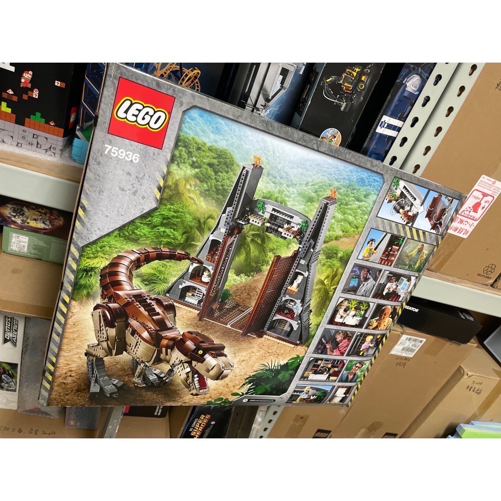 樂高LEGO 75936 霸王龍橫衝直撞T-Rex Rampage 己絕版-細節圖3
