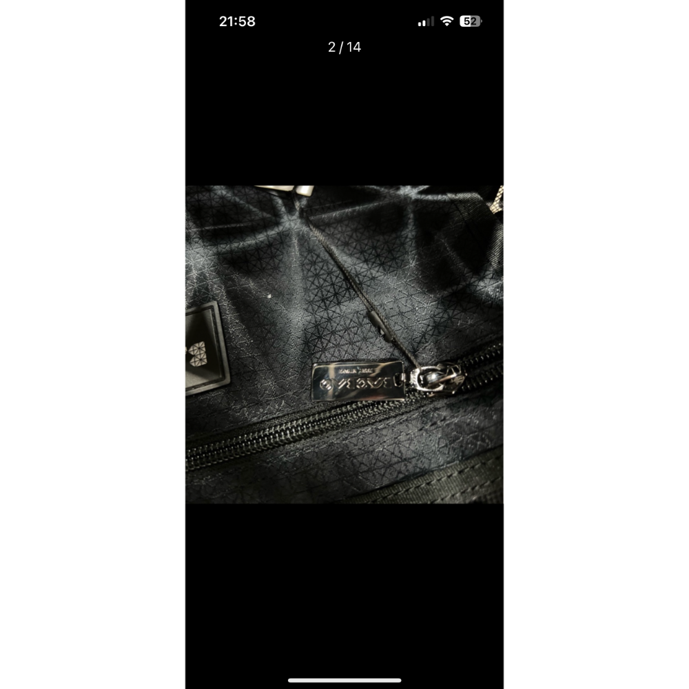 BAOBAO 三宅一生 6*6格 六格 幾何 霧面金屬色 超美金屬霧黑色 手提包-細節圖2