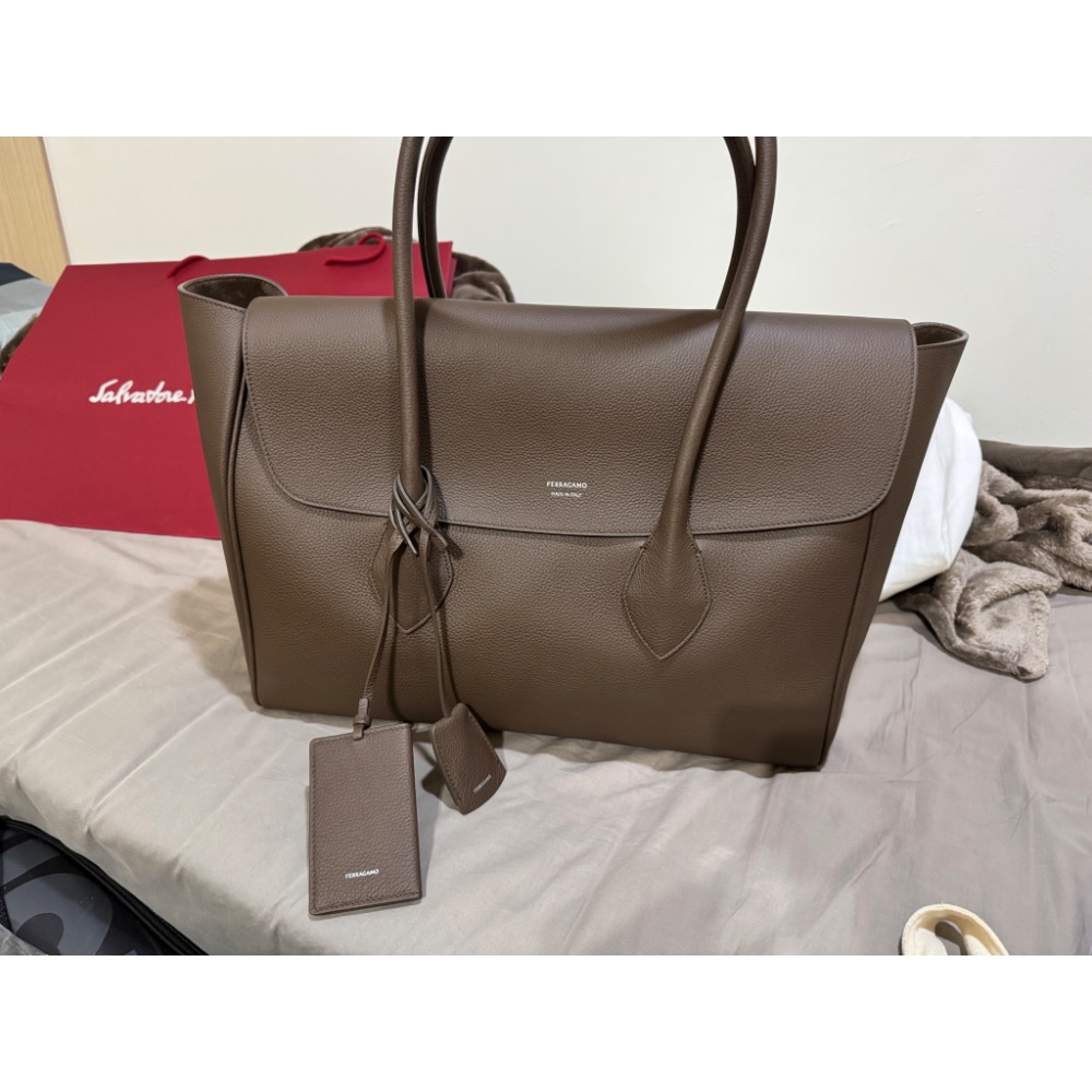 Ferragamo east west tote bag 托特包-細節圖2