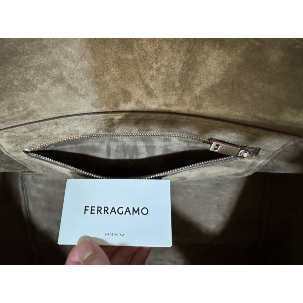 Ferragamo east west tote bag 托特包-細節圖6