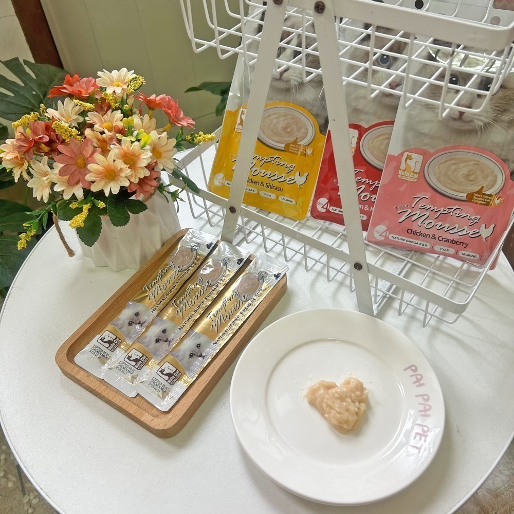 HULUCAT肉泥💦 誘惑慕斯肉泥 15g×4｜雞肉鮪魚基底｜貓用零食/拌飯補水/訓練獎勵 貓泥條 貓咪零食 牛磺酸-細節圖2