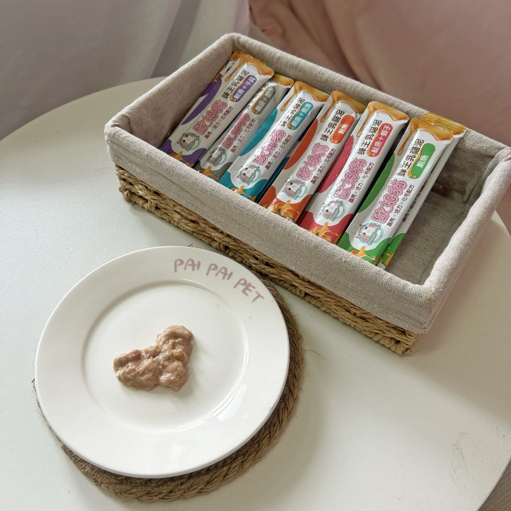 歐姆貓 OMO 🐝 蜂王乳貓泥 15g｜貓肉泥 貓條 貓咪零食 貓泥條 幼貓可｜鮪魚/鮪+蟹/鮪+鮑/鮭魚/鮭+蝦/-細節圖3