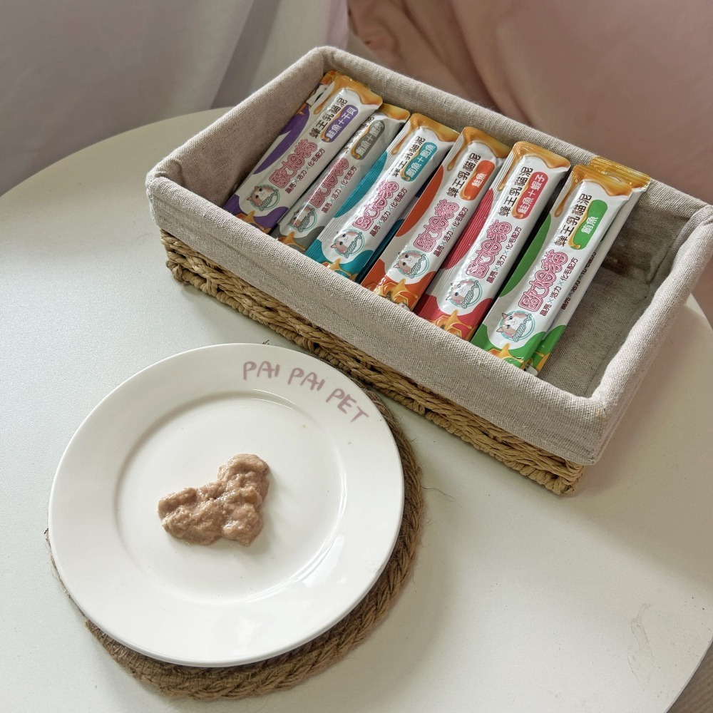 歐姆貓 OMO 🐝 蜂王乳貓泥 15g｜貓肉泥 貓條 貓咪零食 貓泥條 幼貓可｜鮪魚/鮪+蟹/鮪+鮑/鮭魚/鮭+蝦/-細節圖3