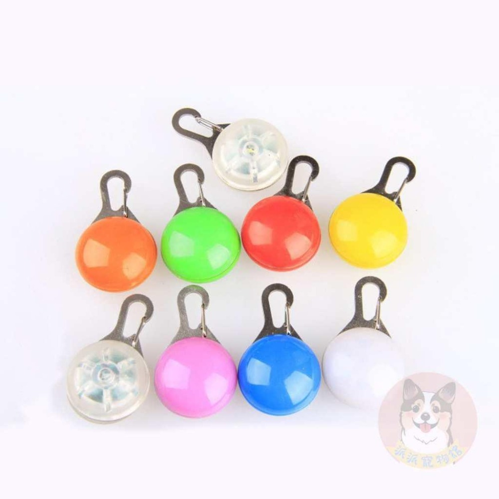 警示燈💡 發光小吊墜🌞 寵物發光吊墜 狗狗散步 夜間 遛狗 寵物燈 遛狗電燈 項圈燈 發光吊飾LED寵物發光項圈 狗狗燈-細節圖2