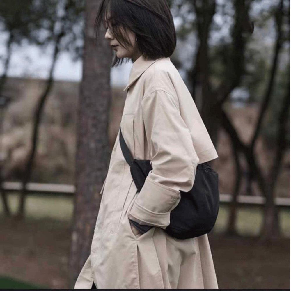 台灣公司貨 大容量 日系 水餃包 大包 斜垮  半月包  斜背包 側背包  餃子包 旅行包 出國  寬肩帶 機能 尼龍-細節圖2