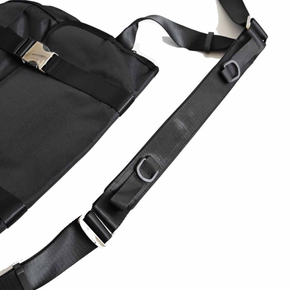 台灣現貨 大容量  韓國風格  斜背包  書包 郵差包 14吋電腦  白鐵扣 上班 業務  斜背  電腦包  減壓背帶-細節圖6