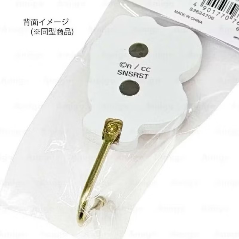 《官方正版》日本🇯🇵代購品 吉伊卡哇 愛麗絲夢境 木製磁吸掛勾 掛勾 磁鐵掛勾 吉伊卡哇 小八 烏薩奇 小桃-細節圖2