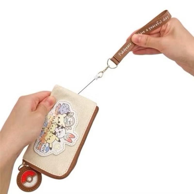 日本🇯🇵正版 寶可夢商店 Pokepeace系列 伸縮鑰匙包 鑰匙收納包 帆布合照款鑰匙包-細節圖2