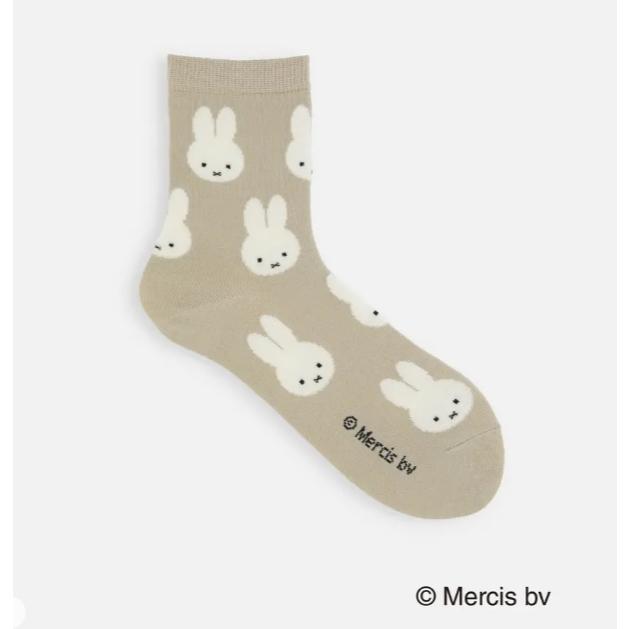 現貨直接出 日本帶回 日本製 miffy x 靴下屋 聯名襪子 毛絨絨 冬天暖襪 可愛襪子 米飛兔 米菲 Tabio-細節圖2