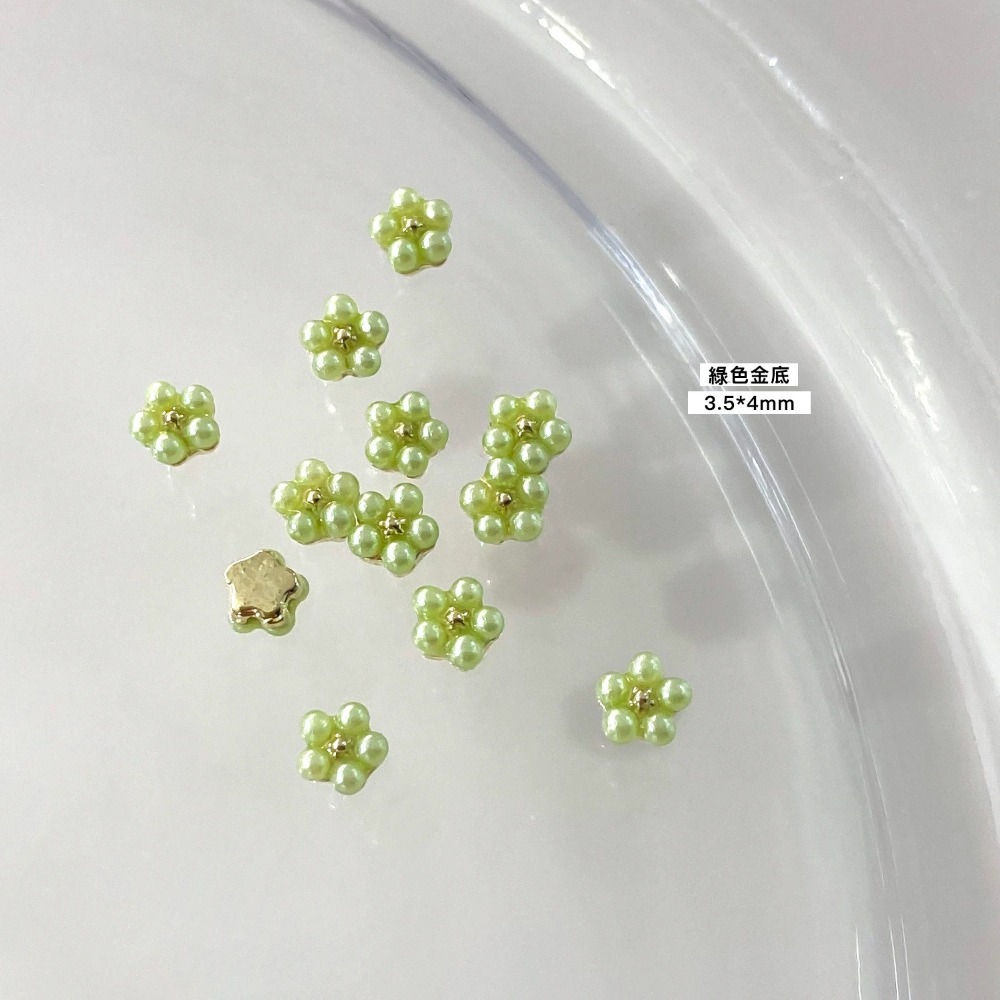 【美甲飾品】迷你金底高亮珍珠小花。美甲珍珠。立體小花。珍珠五瓣花。金底珍珠花。美甲小花。美甲鑽飾。珍珠飾品。指甲珍珠。-規格圖7