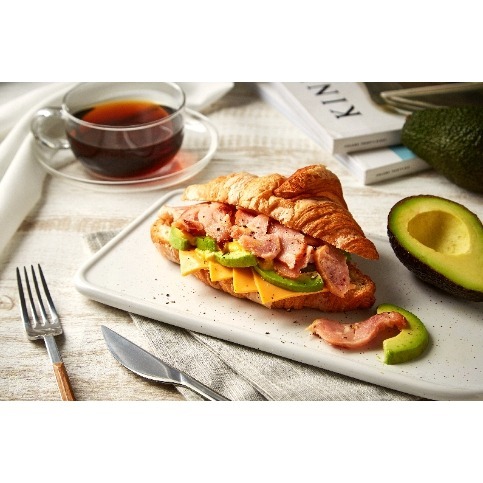 【蝦鮮生蟹小姐】煙燻雞肉 1公斤/包  ㊝嚴選雞胸肉，以獨門的煙燻製法，美味更升級！㊝**單包260元**-細節圖5