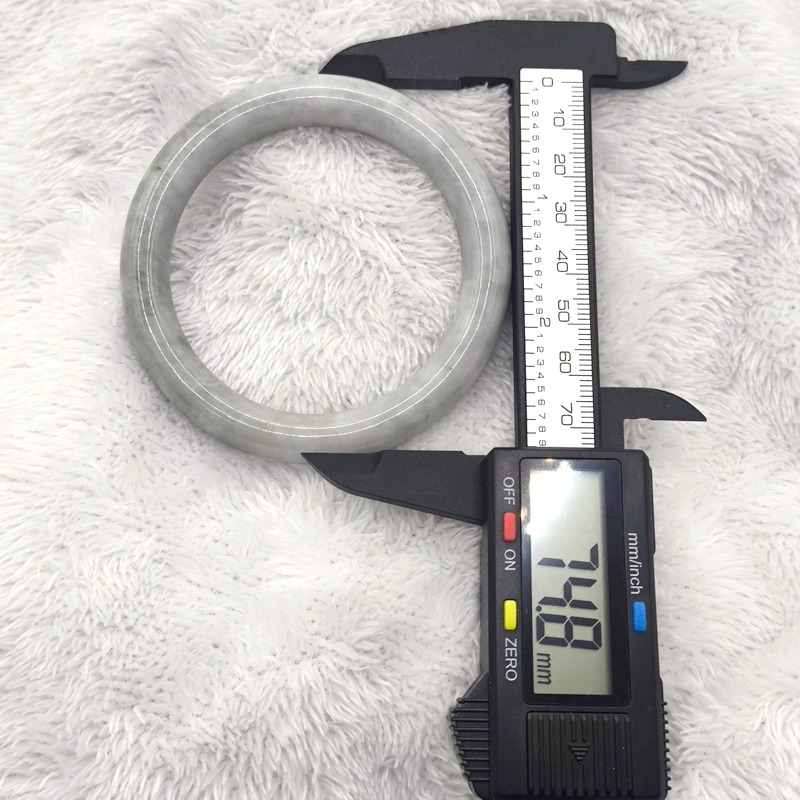 天然緬甸翡翠 A 貨－18圍灰底飄花平安鐲（正圈）-細節圖2