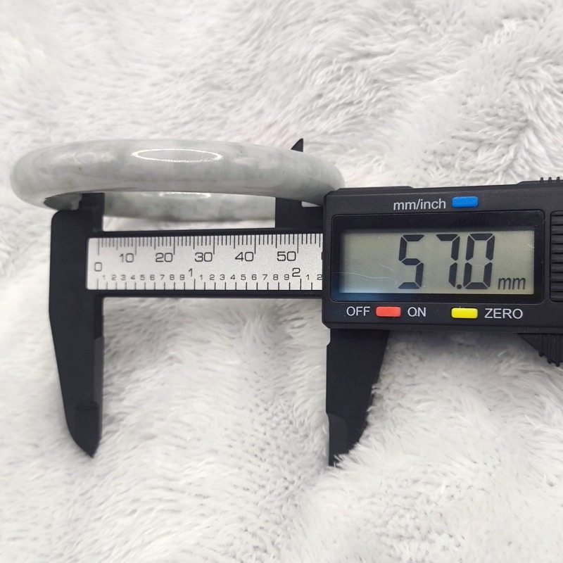 天然緬甸翡翠 A 貨－18圍灰底飄花平安鐲（正圈）-細節圖3