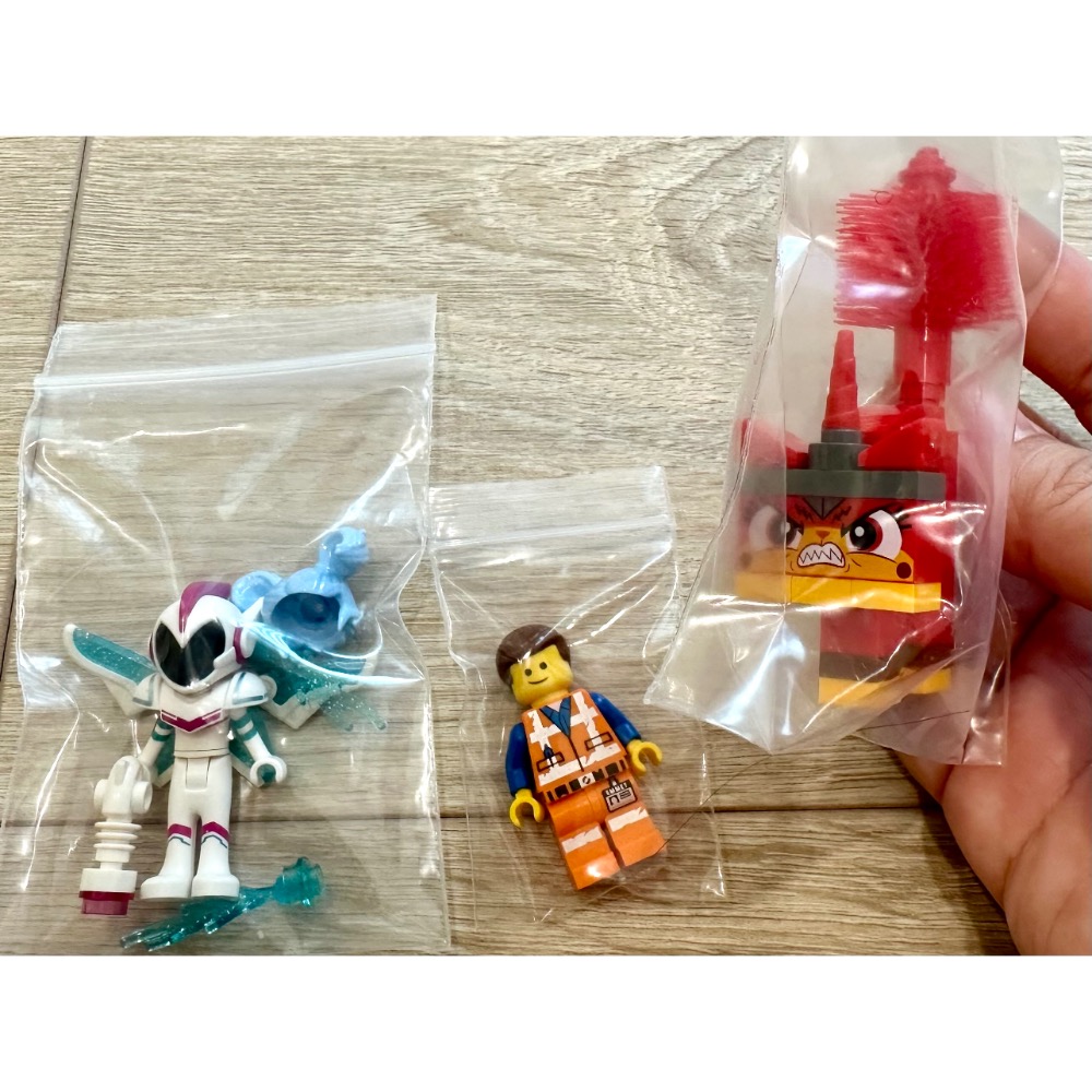 樂高 70842 艾密特的三層沙發 2合1 樂高玩電影-細節圖3