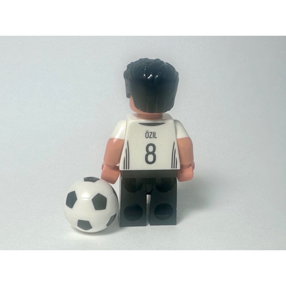 樂高 人偶 71014 德國足球隊 Özil-細節圖2