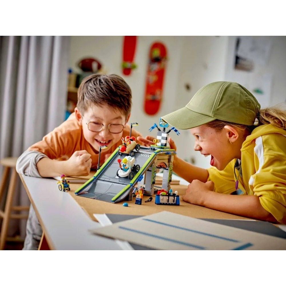 【樂GO】樂高 LEGO 60460 沒有極限 賽車坡道 賽道 城市 熱狗 賽車跑道 跑道 道路 賽車手 樂高正版全新-細節圖8