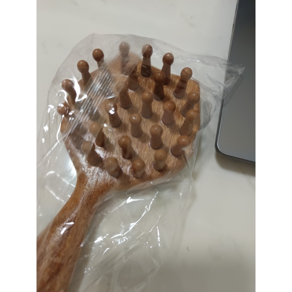 可愛貓咪養生按摩檀木梳 售$50_冠宇百貨屋-細節圖2