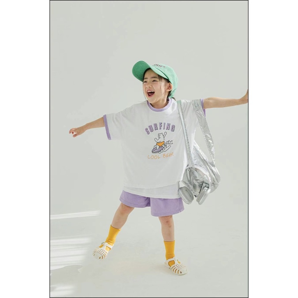 White sketchbook正韓男童女童衝浪小熊休閑套裝-預購-細節圖2