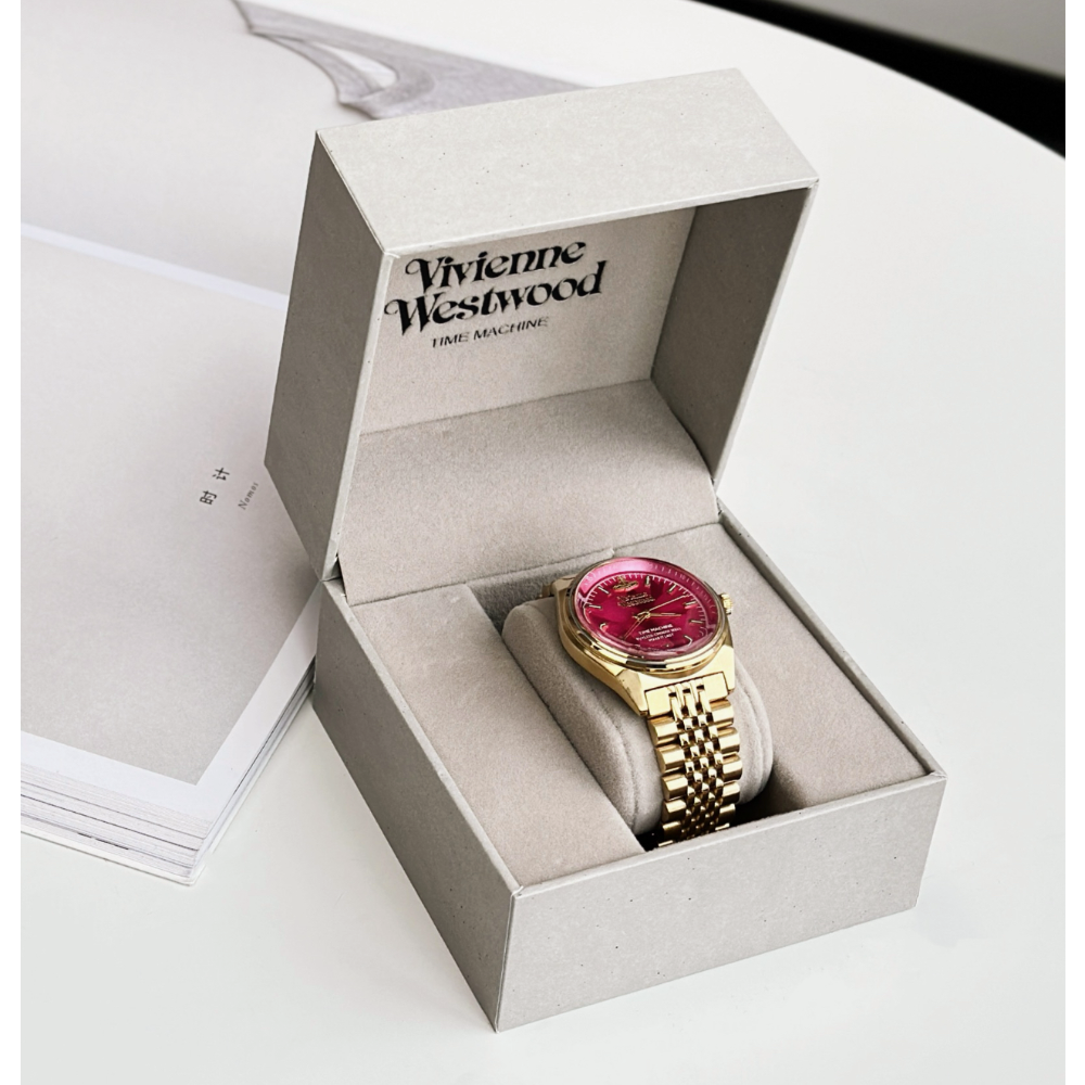 Vivienne Westwood 莓紅色錶盤 金色鋼帶 女款手錶 VV251RRGD-細節圖8