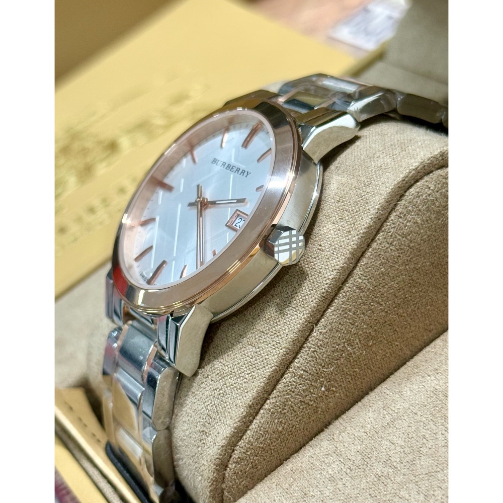 Burberry 格紋錶盤 玫瑰金+銀色 雙色鋼帶 戰馬手錶 BU9006-細節圖2