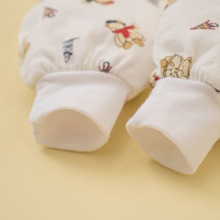 UniBABE優貝比 嬰兒護手套-燈塔熊/綿羊 （美麗人生 月子中心）-細節圖2