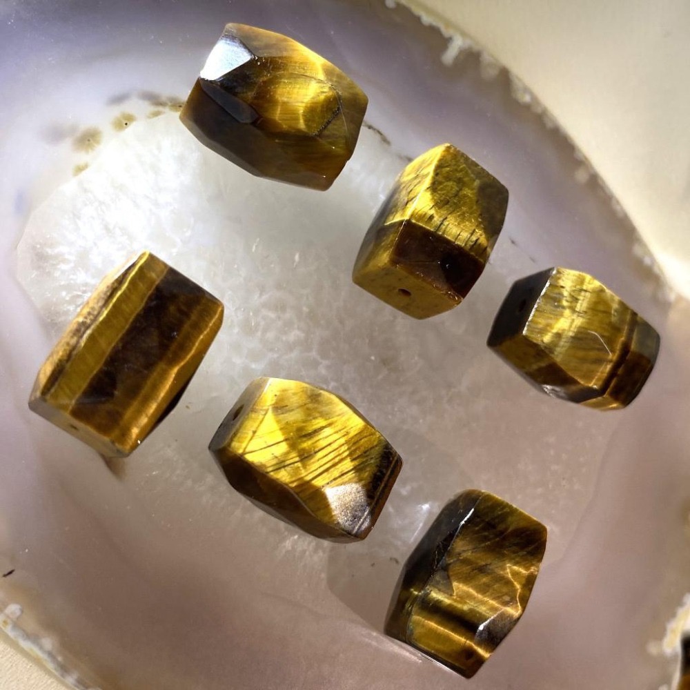 虎眼石隨形切面珠 直孔 桶珠 切面不規則 切角隨形珠 適合DIY手作 天然石手作材料 單個隨機出貨-細節圖6