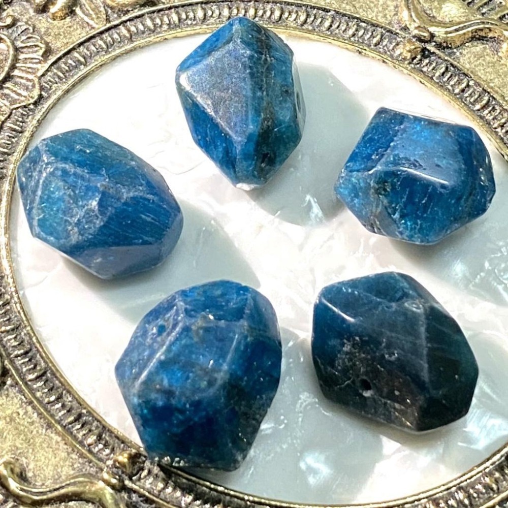 天然磷灰石隨形切面珠 橫孔 切面不規則 切角隨形珠 適合DIY手作 首飾配件DIY 天然石手作材料 單個隨機出貨-細節圖2