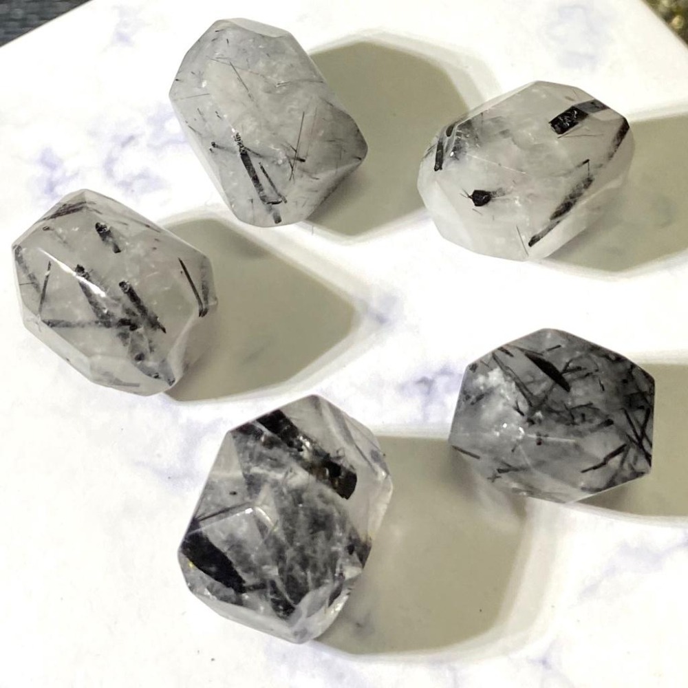 天然黑髮晶隨形切面珠 橫孔 切面不規則 切角隨形珠 適合DIY手作 天然石手作材料 單個隨機出貨-細節圖4