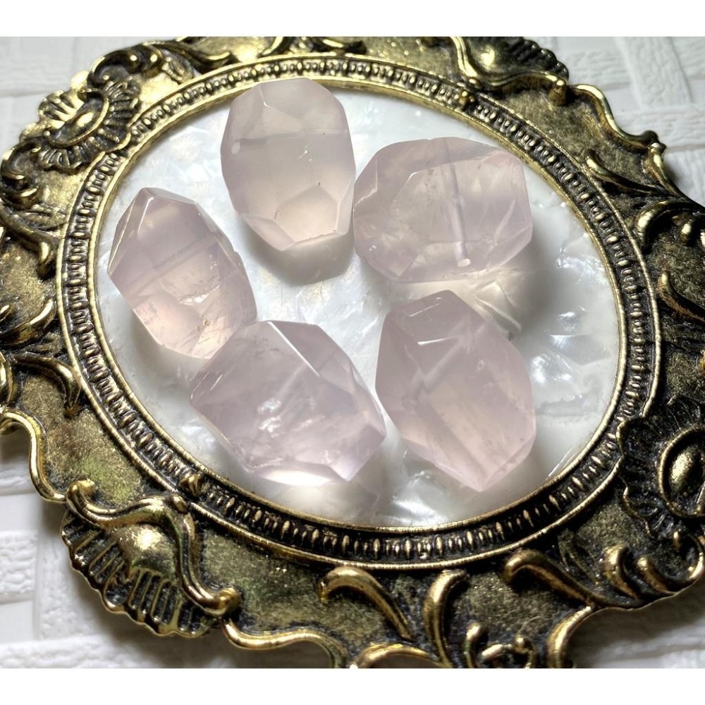 天然粉晶隨形切面珠 橫孔 適合DIY手作 天然石手作材料 單個隨機出貨 顏色粉嫩透-細節圖3