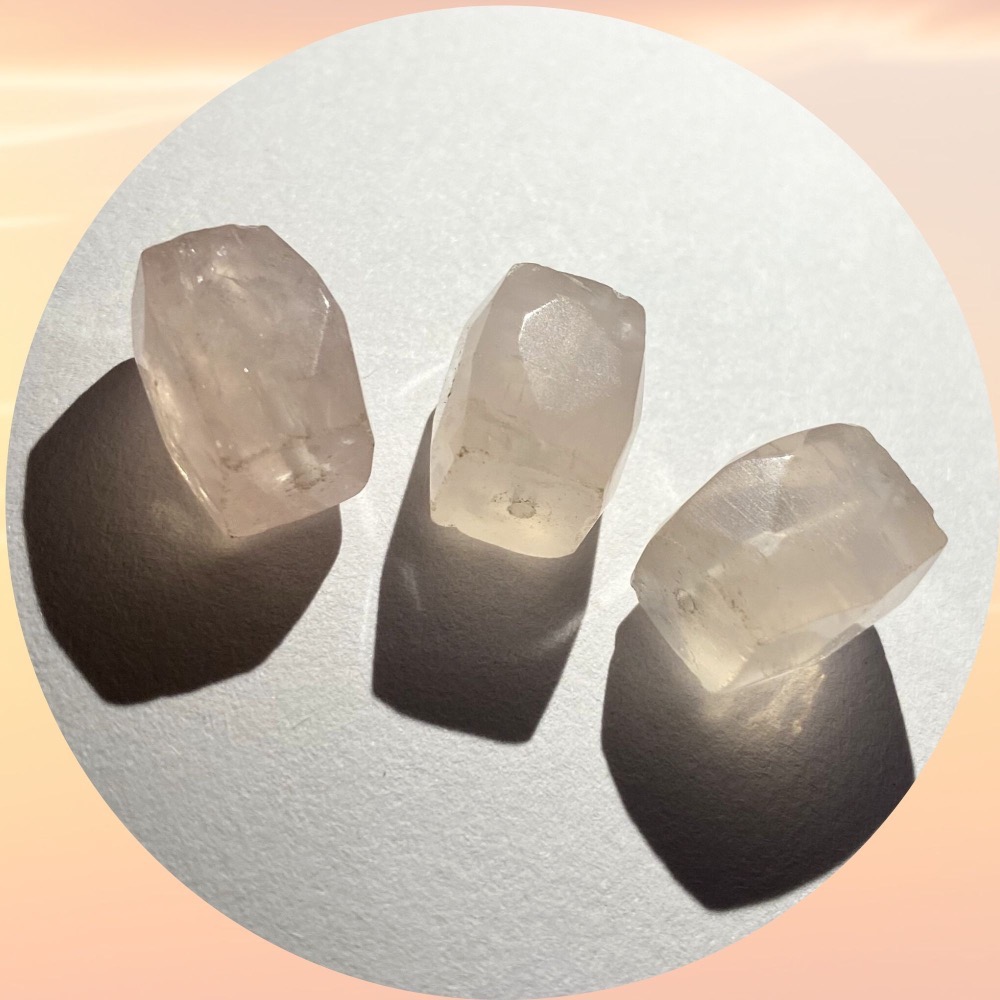 粉晶隨形切面珠 直孔 桶珠 切面不規則 切角隨形珠 適合DIY手作 天然石手作材料 單個隨機出貨-細節圖3