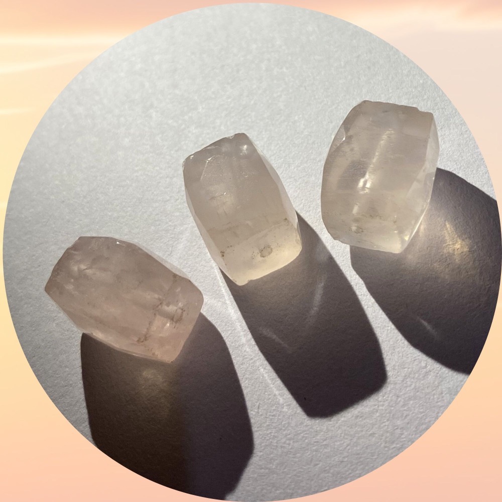 粉晶隨形切面珠 直孔 桶珠 切面不規則 切角隨形珠 適合DIY手作 天然石手作材料 單個隨機出貨-細節圖5