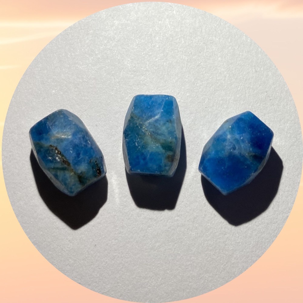 磷灰石隨形切面珠 直孔 桶珠 切面不規則 切角隨形珠 適合DIY手作 天然石手作材料 單個隨機出貨-細節圖4