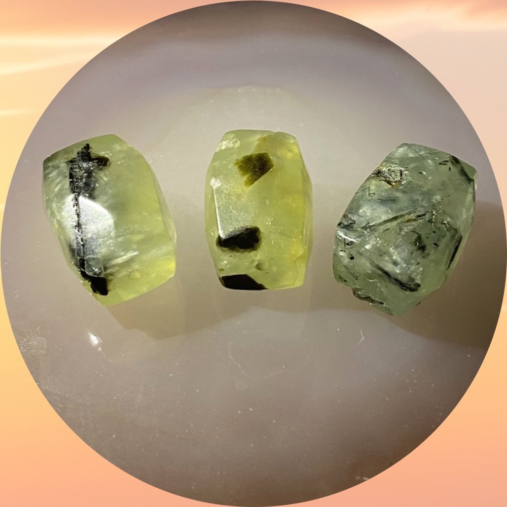 葡萄石隨形切面珠 直孔 桶珠 切面不規則 切角隨形珠 適合DIY手作 天然石手作材料 單個隨機出貨-細節圖4