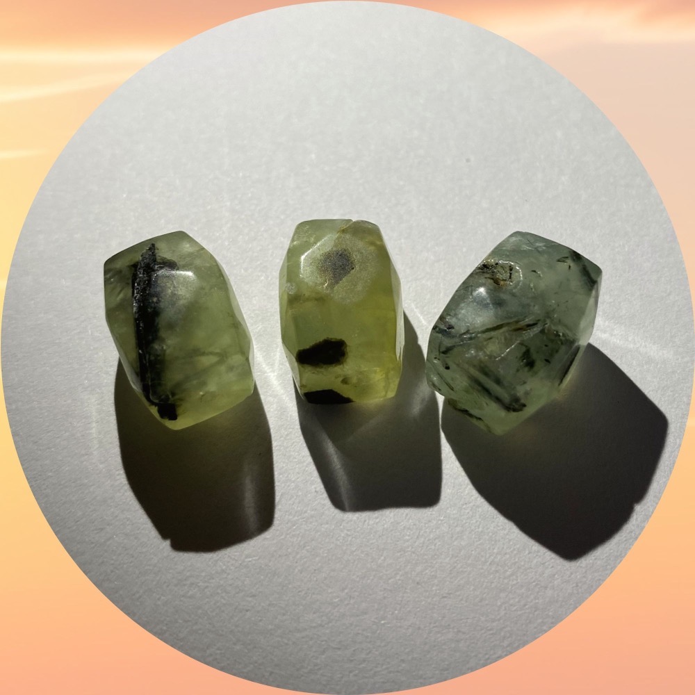 葡萄石隨形切面珠 直孔 桶珠 切面不規則 切角隨形珠 適合DIY手作 天然石手作材料 單個隨機出貨-細節圖5