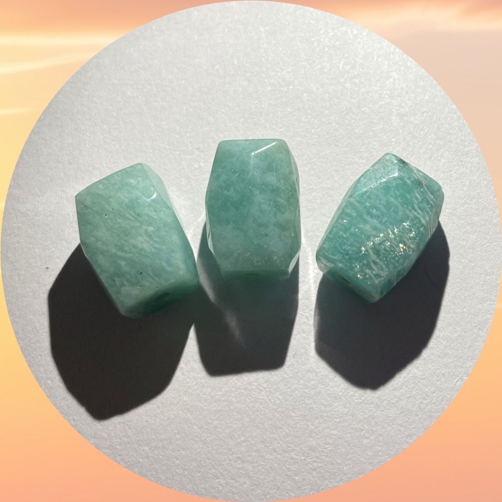 天河石隨形切面珠 直孔 桶珠 切面不規則 切角隨形珠 適合DIY手作 天然石手作材料 單個隨機出貨-細節圖3