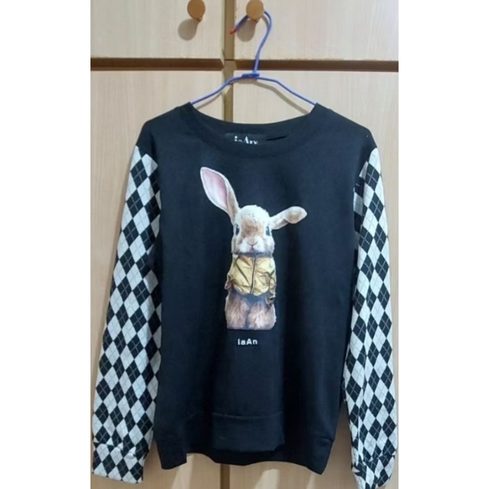 🧥正韓版系列兔寶寶圖騰女上衣（黑色 均碼）🧥-規格圖2