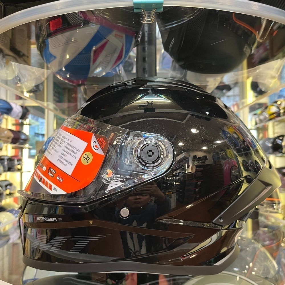 《一戴安全帽》MT毒刺2 全罩安全帽 #素色#花色 /單鏡片/戴出門帥到沒朋友/買就送好禮三選一/可加購多層膜鏡片-規格圖11