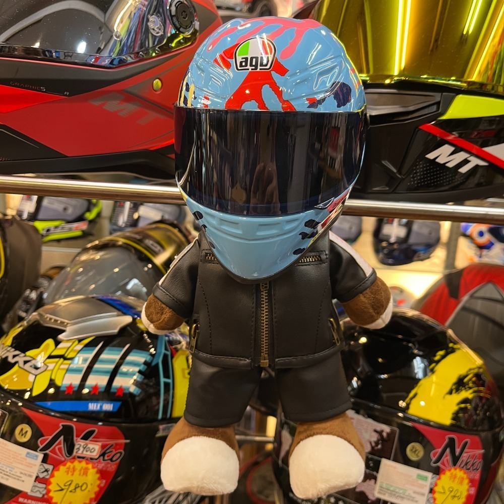 黑皮衣熊+藍彩繪安全帽