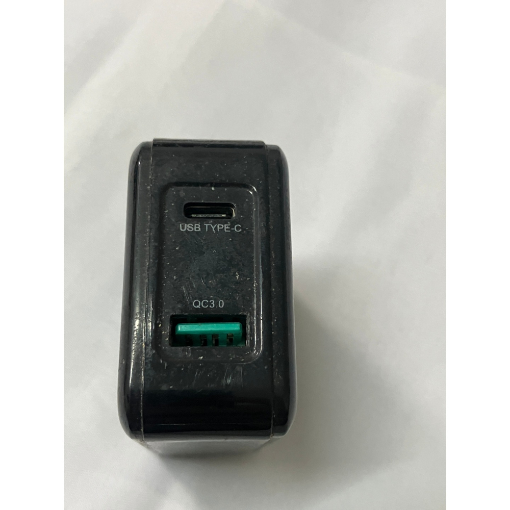 PAUWO 雙口高速快充充電器 二手｜USB-A QC3.0 + USB  TYPE-C PD3.0 GC-200AC-細節圖2