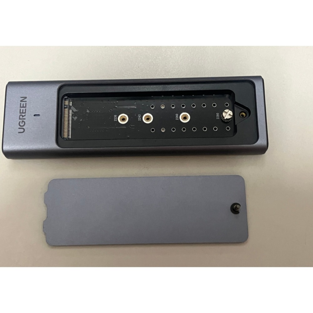 【綠聯】UGREEN 20Gbps M.2 SSD 外接盒 鋁合金 NVMe/SATA雙模式CM559 掀蓋式免抽拉-細節圖10