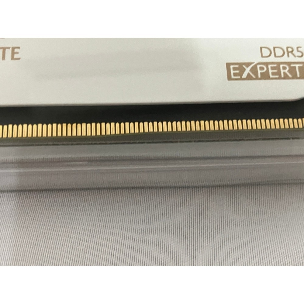 十銓 T-CREATE  EXPERT DDR5 7200 48G(24Gx2) CL34 白色 桌上型超頻記憶體-細節圖6