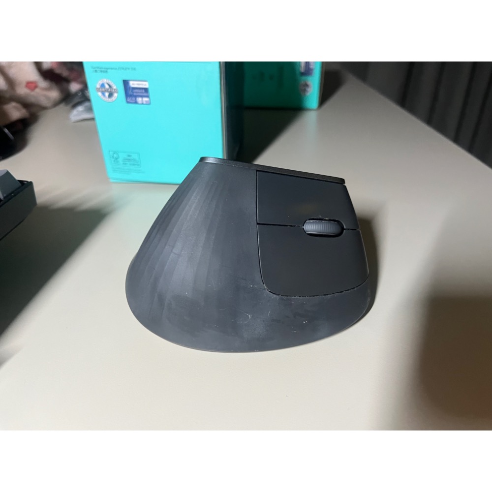 二手 logitech MX Vertical 羅技滑鼠-細節圖3