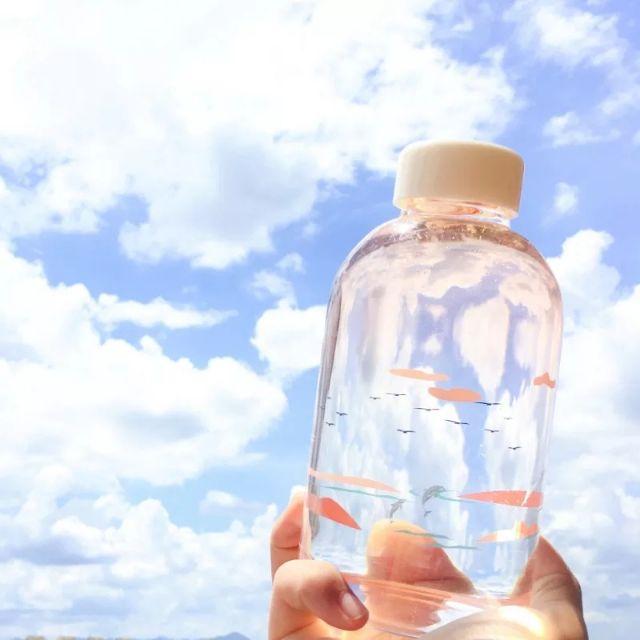 【台灣秒發】韓風 星空玻璃杯 漸變色玻璃杯 大容量玻璃杯 漸層 玻璃杯 漸變色 玻璃杯 韓風玻璃杯 玻璃水杯 提手玻璃杯-細節圖7