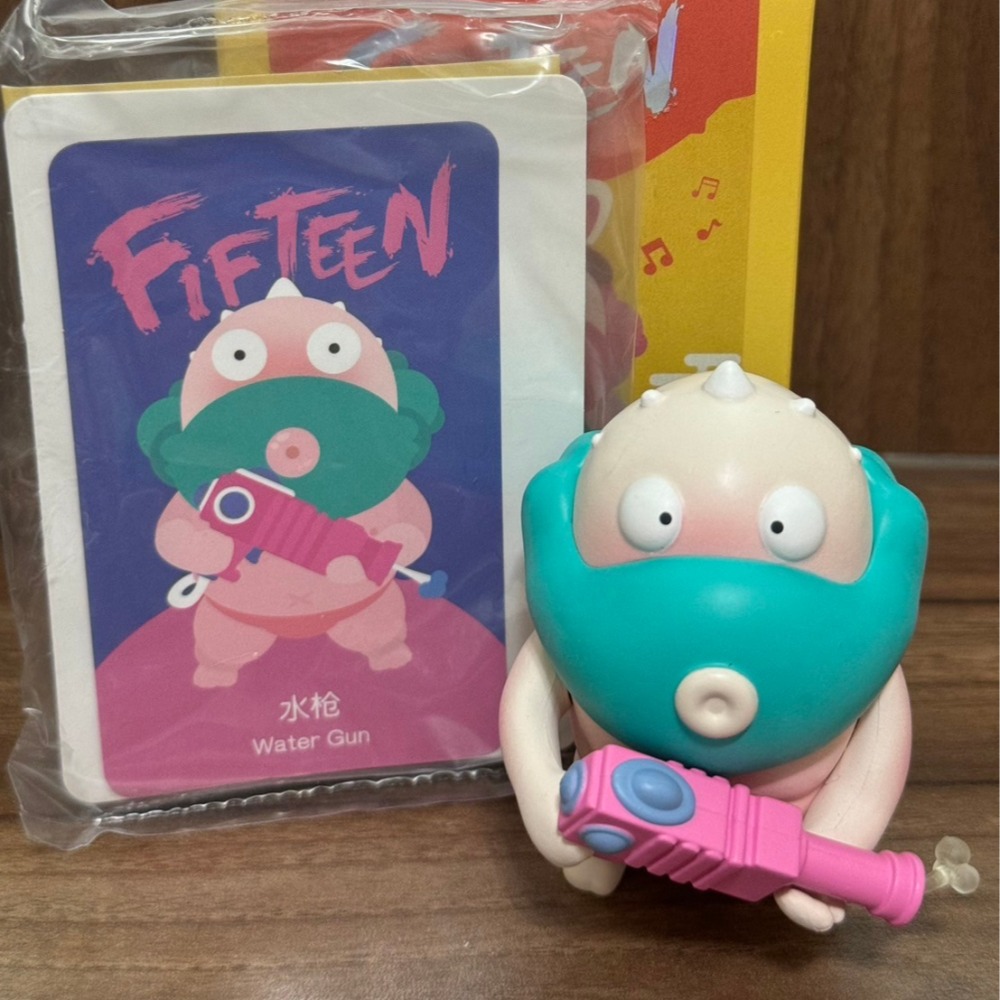 UGLYTOYS FIFTEEN 十五盲盒-度假系列-確認款 隱藏款 自拍干 大叔 盲盒 盒玩-規格圖2
